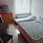 Apartment Roza *