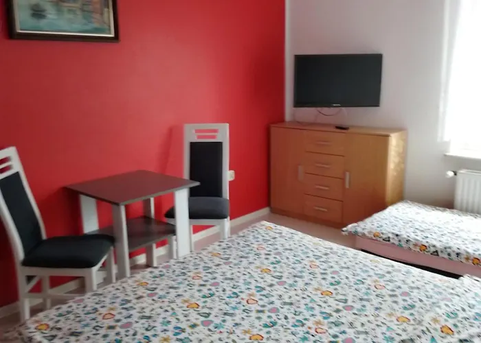 Roza Lägenhet Zelistrzewo